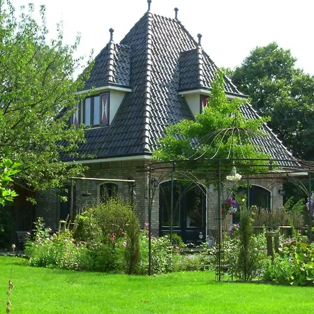 Logies Taverne Nearby Roermond, Thorn En Weert Apartment *